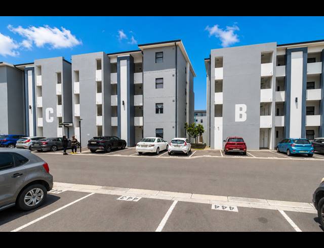 1 BEDROOM APARTMENT TO LET IN PARKLANDS